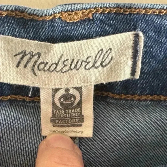 Madewell 10" high Rise Skinny Jeans Denim Blue
Wash Button fly Raw Hem Size 30 - Picture 12 of 14